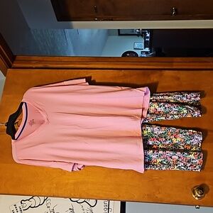 Cuddl Duds 2XL pajamas.  Like new.  Pink/floral.